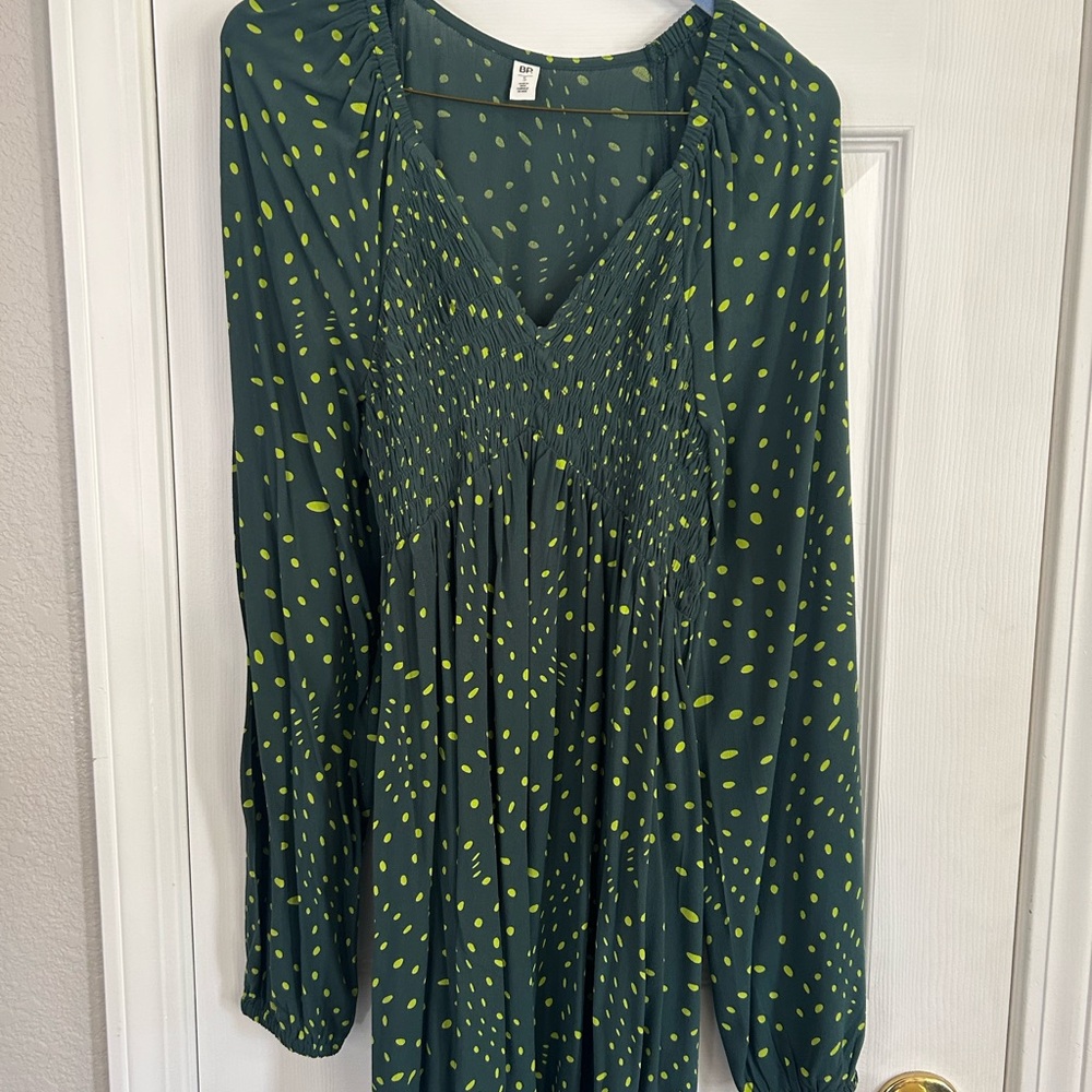 BP green dress